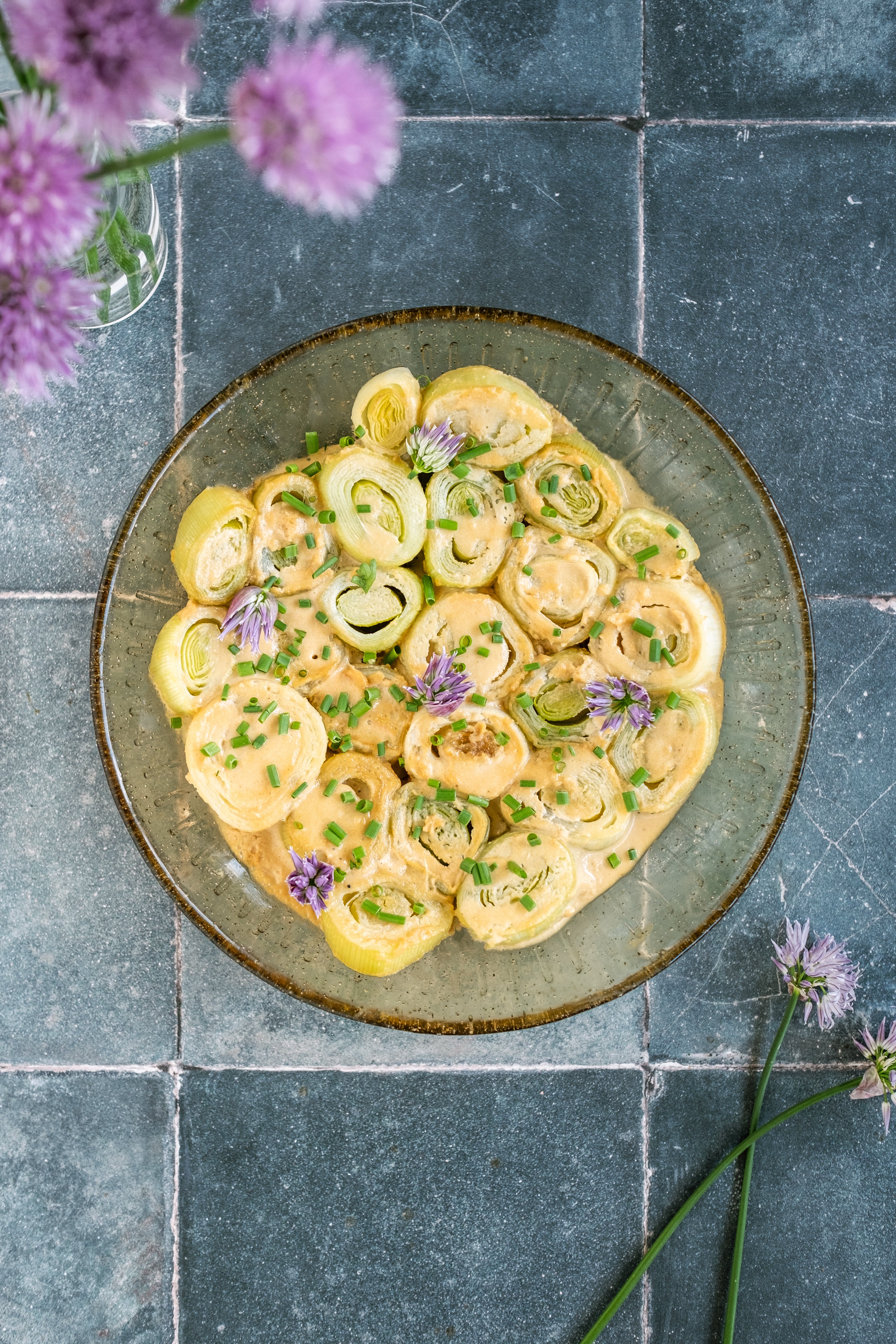 Food Therapy *Recipes to Nourish Your Body & Soul* By Roni Zaide