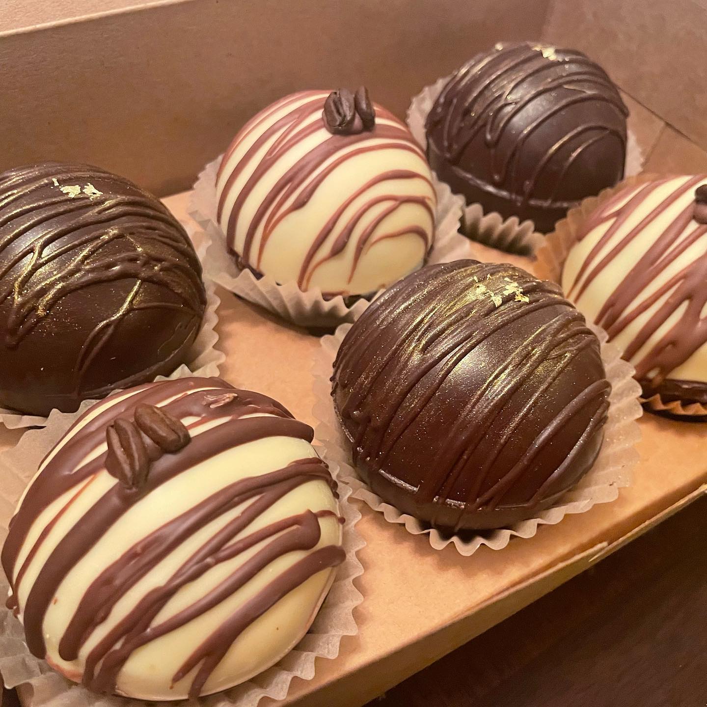 Oenomel Golden Rich Dark Hot Chocolate Bomb - 60g