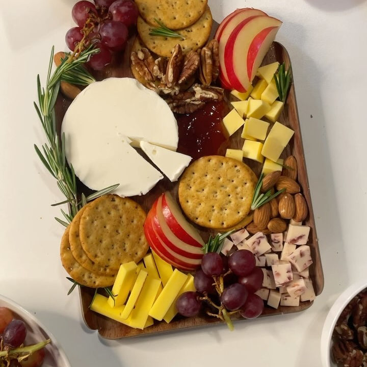Violife Dairy-Free Cheeseboard Selection - 340g