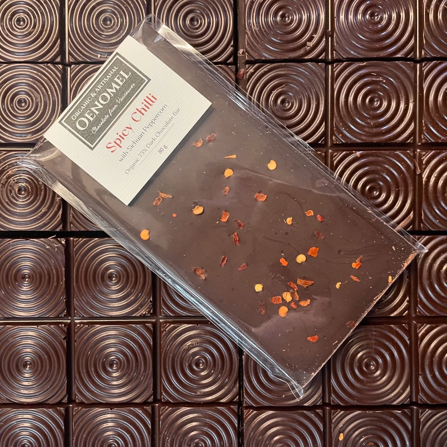 Oenomel Spicy Chili with Sichuan Peppercorn 75% Dark Chocolate Bar - 80g
