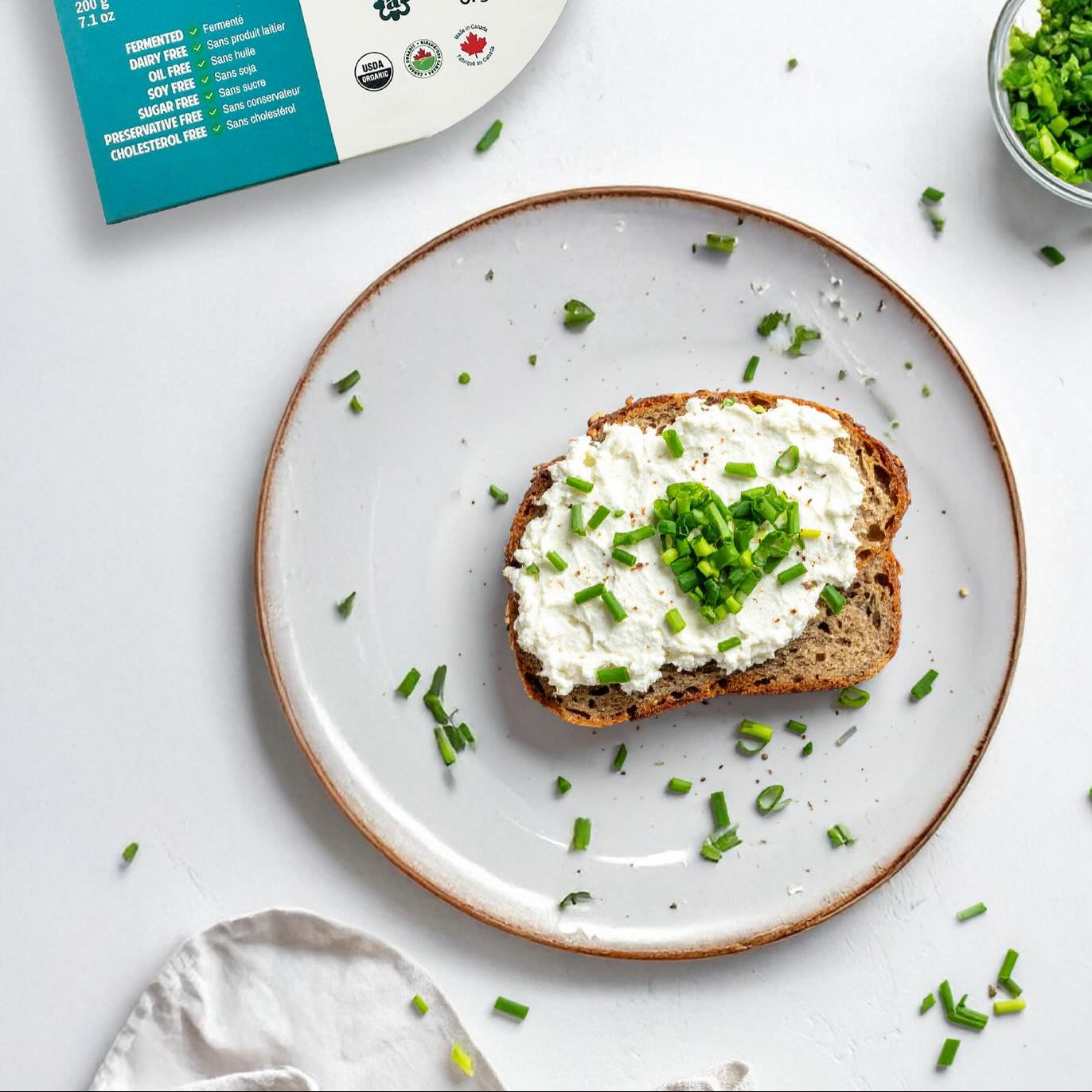 Avafina Organics Onions and Chives Cream Cheese - 200g