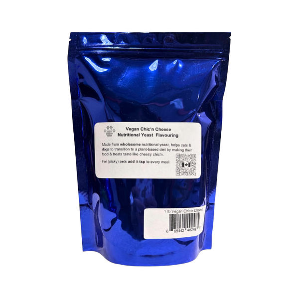 Can Cats Have Nutritional Yeast: Benefits & Risks