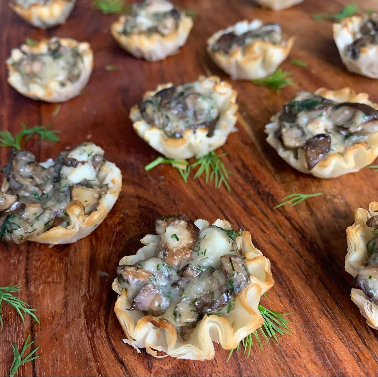 Vegcheese Garlic & Chive Cheese - 200g