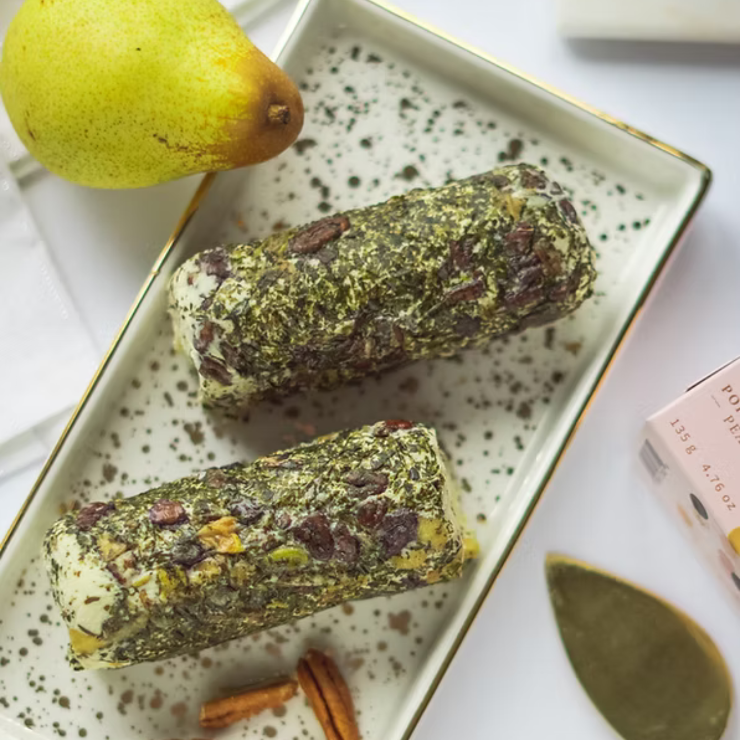 Vegnature La Buchette Pear & Champagne Vegan Goat Cheese - 135g