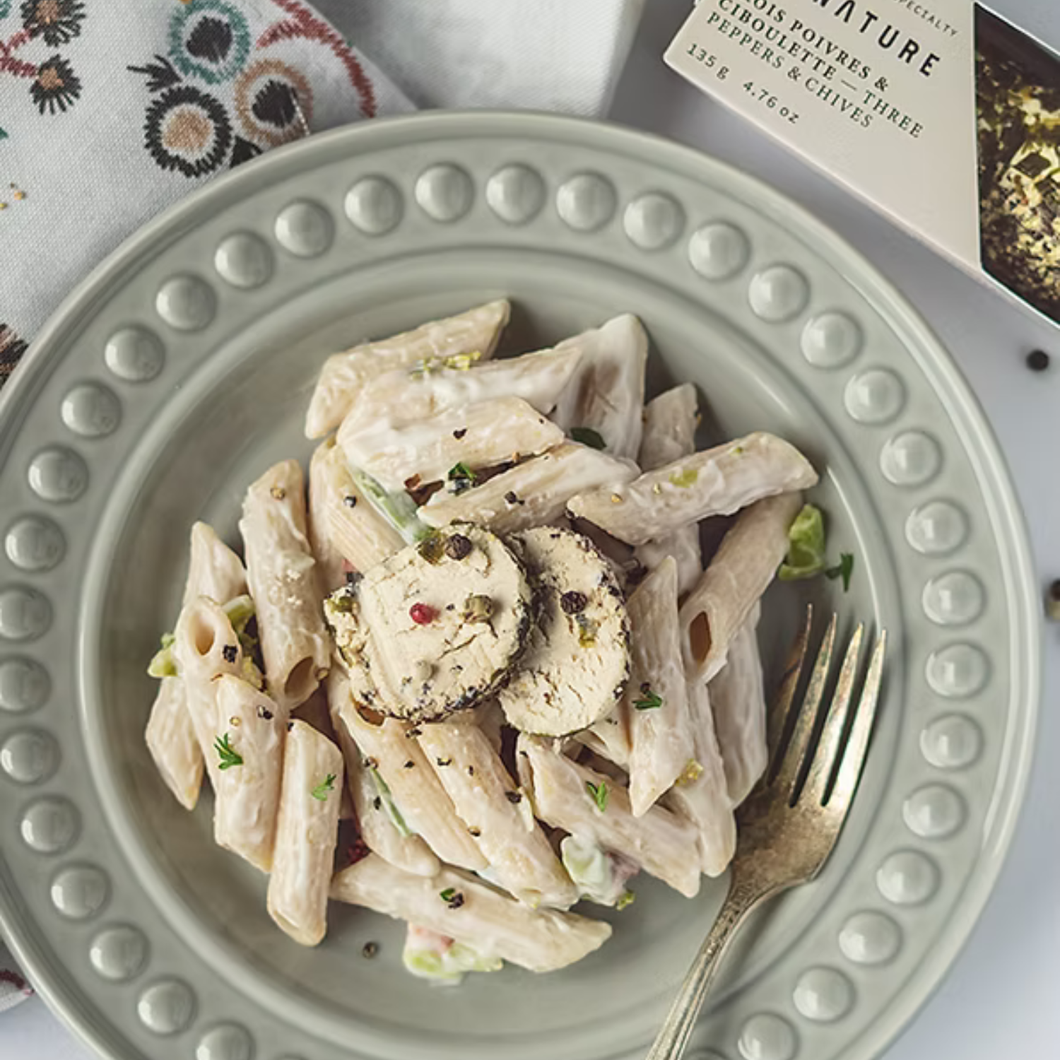 Vegnature La Buchette Three Pepper & Chives Vegan Goat Cheese - 135g