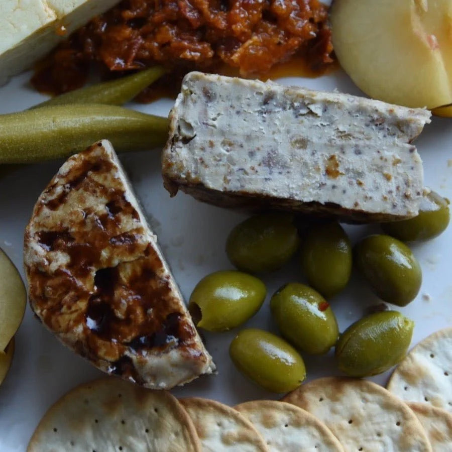 Rebel Cheese  Balsamic Fig and Walnut Fromage - 198g