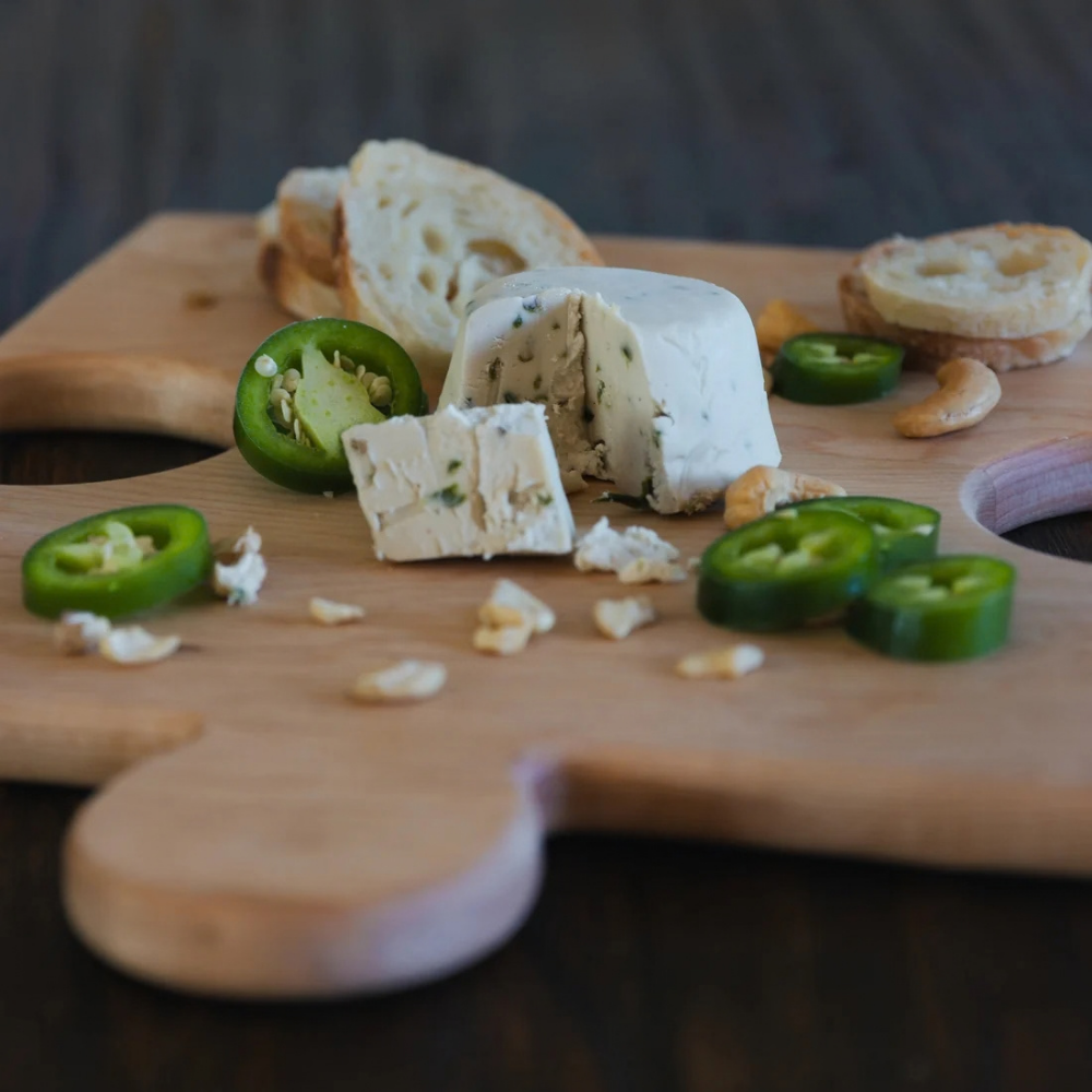 Dee's Nutty Cheese Jalapeno Block - 100g