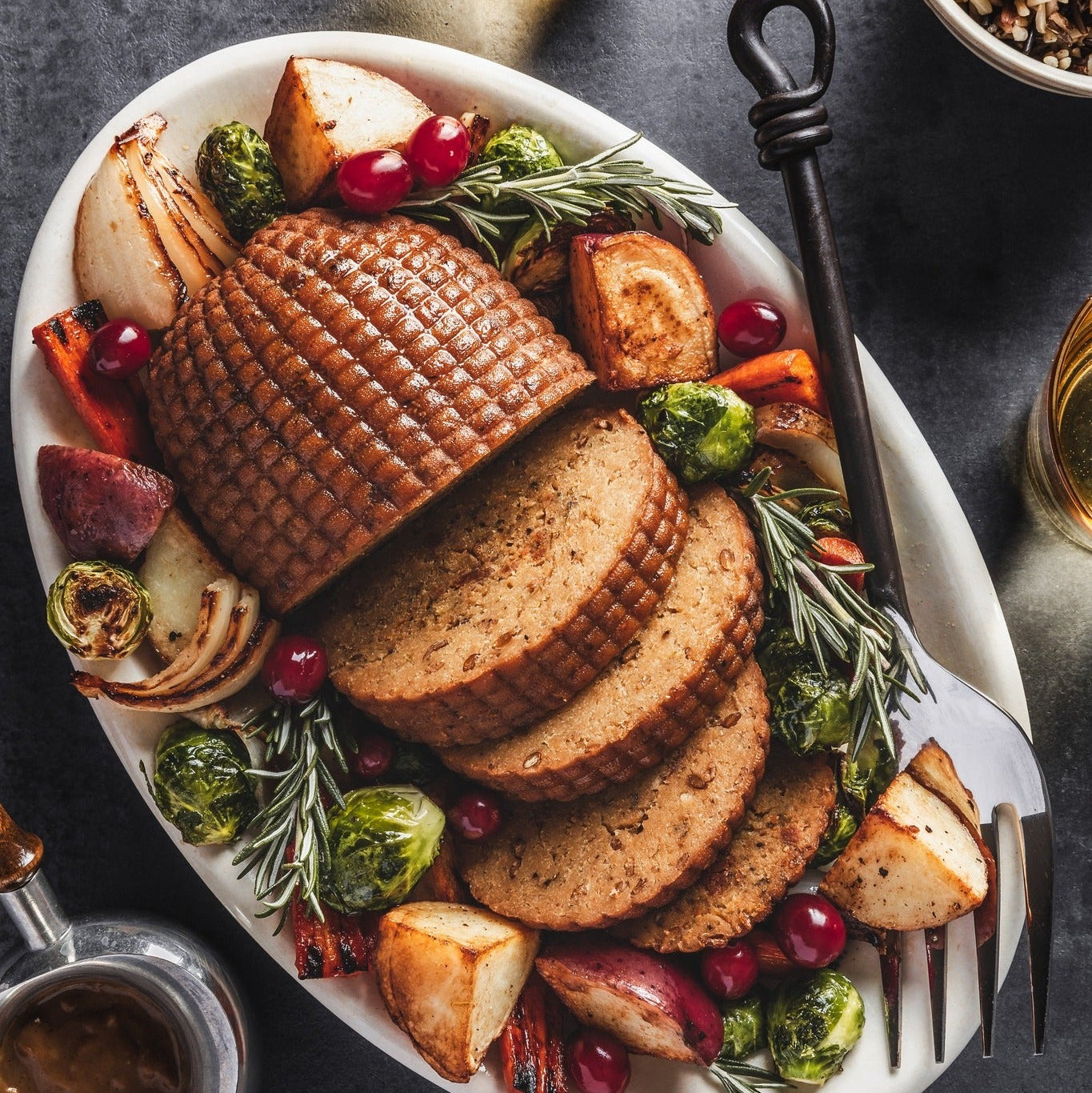 Field Roast Hazelnut Cranberry Roast En Croute - 907g/2lb